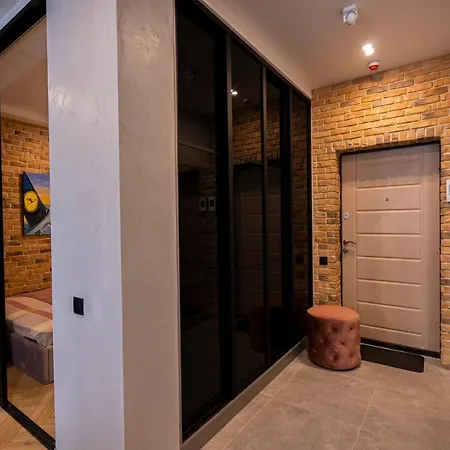 British Quarter Apartment *
