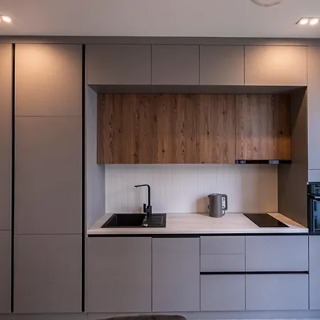 British Quarter Apartment *